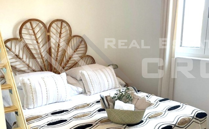 Beautiful stone house with a pool on a spacious Mediterranean estate, for sale (2)