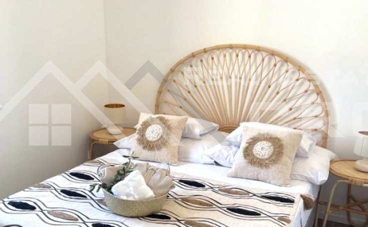 Beautiful stone house with a pool on a spacious Mediterranean estate, for sale (4)