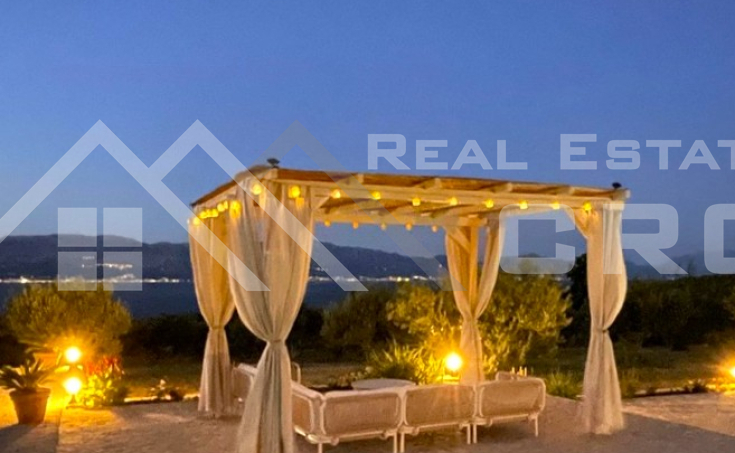 Beautiful stone house with a pool on a spacious Mediterranean estate, for sale (8)