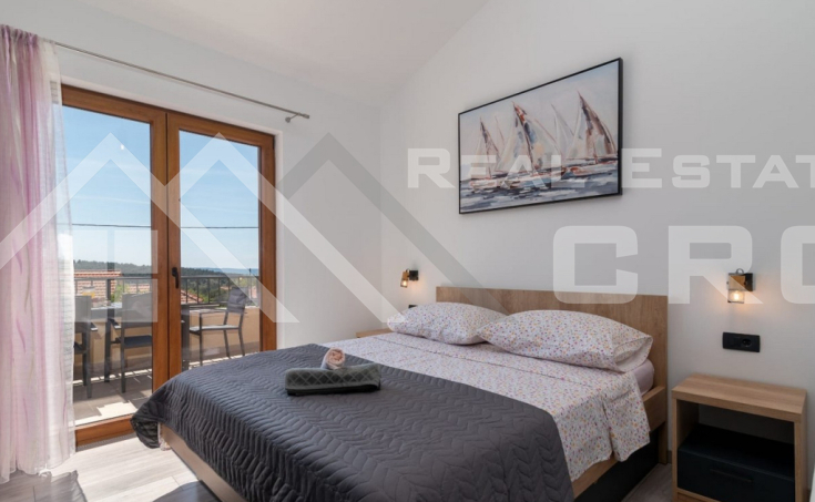 Lovely holiday home with a pool in a peaceful setting, for sale (14)