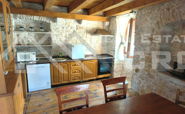 Authentic stone villa with a swimming pool in a peaceful inland location, for sa (6)