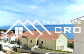 Spacious two-bedroom apartment with a sea view in an attractive location in Bol, for sale (8)