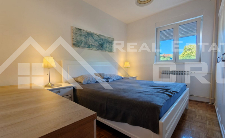 Fully furnished and equipped two-bedroom apartment in Sinj, for sale  (9)