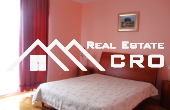 ČIOVO, Beautiful spacious furnished apartment 105 m² – 60 m from the sea, sea view, shared pool (1) (Kopiraj)