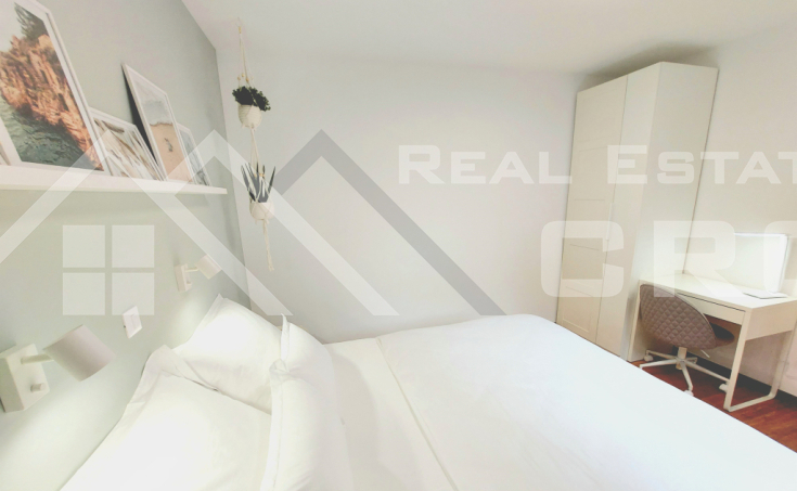 Real Estate Čiovo - Fully Furnished Apartment with Garden and Shared Pool  (1)