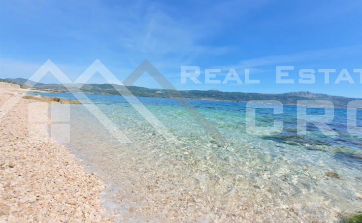 Real Estate Čiovo - Fully Furnished Apartment with Garden and Shared Pool  (12)
