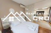Real Estate Čiovo - Fully Furnished Apartment with Garden and Shared Pool  (17)