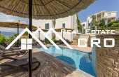 Čiovo Real Estate - Two-bedroom apartment with a large covered terrace and a swim (11)