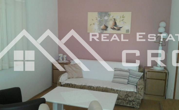 Two bedroom apartment on a very attractive location on Brac island, for sale (3)
