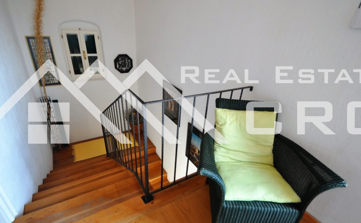 Villa in the first line to the sea for sale, Brac island (8)
