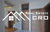 Three bedroom apartment for sale, attractive location on Ciovo island (7)