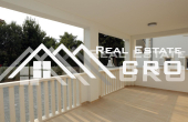 Three-apartments-for-sale-in-Supetar-on-Brac-11