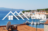 BR324, Brac properties - Apartment with a beautiful sea view, for sale in Bol, Brac