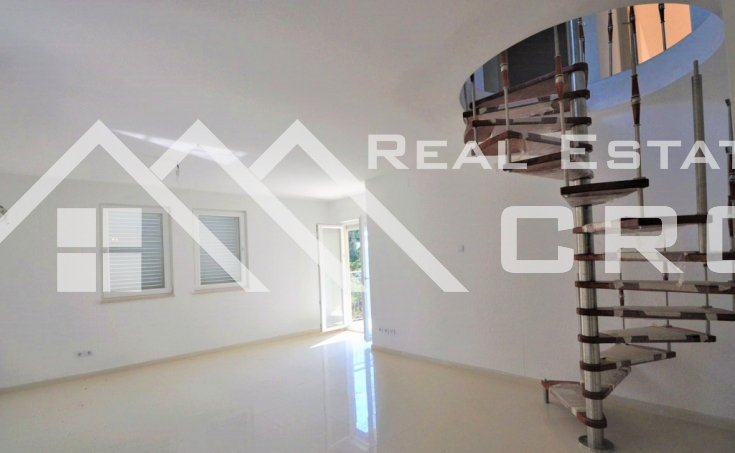 Brac properties - Three bedroom apartment on attractive location, for sale, Bol, Brac island