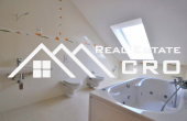 Three bedroom apartment on attractive location, for sale, Bol, Brac island (7)