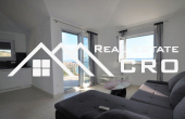 Apartment in a very attractive location in Ciovo (2)