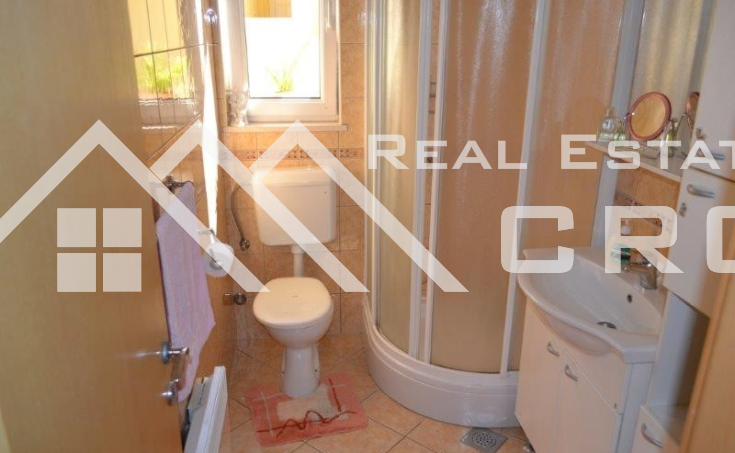 Five apartments for sale, attractive location in Postira, Brac island  (10)