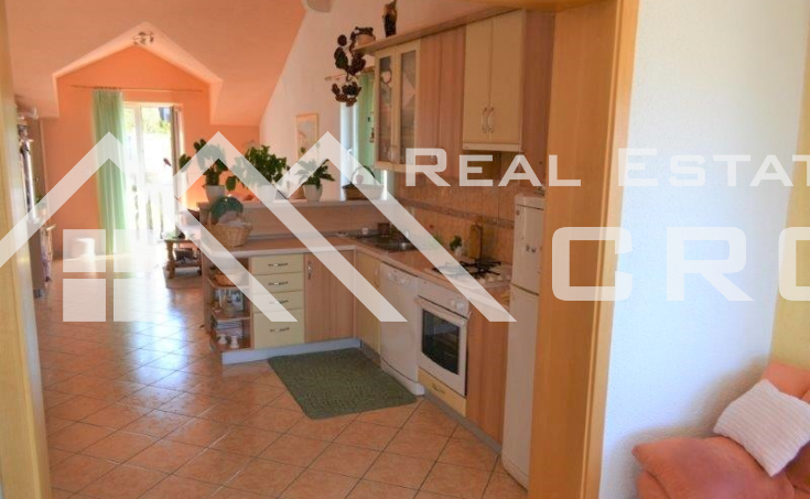 Five apartments for sale, attractive location in Postira, Brac island  (11)