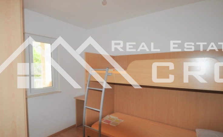 Three bedroom apartment for sale, attractive location in Bol, Brac island (7)