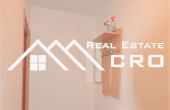 Three bedroom apartment for sale, attractive location in Bol, Brac island (6)