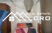 Three bedroom apartment for sale on attractive location in Okrug, Ciovo island (6)