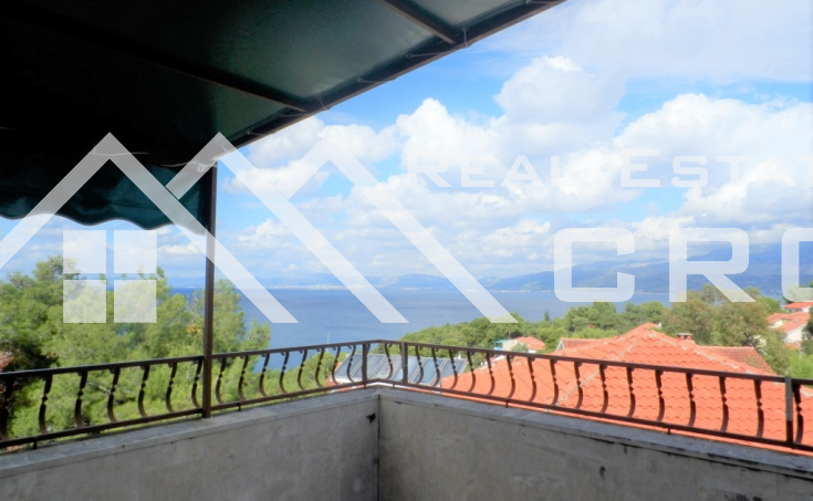 House with sea view for sale, Splitska, Brac (7)