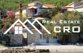 CI234, Ciovo properties - House for sale, first row by the sea, Ciovo