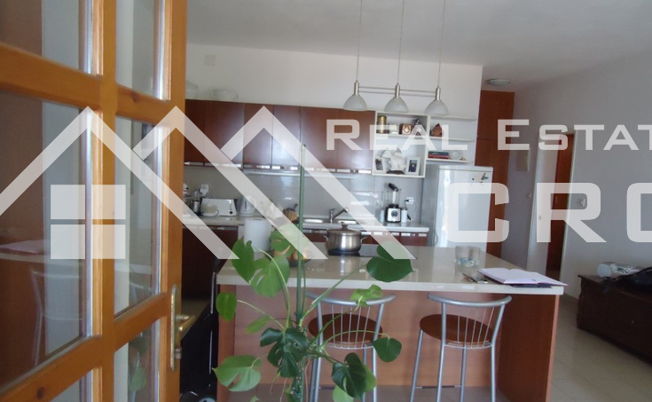 House for sale with beautiful sea view, Postira, Brač (18)