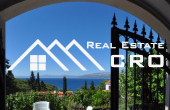 House for sale with beautiful sea view, Postira, Brač (16)