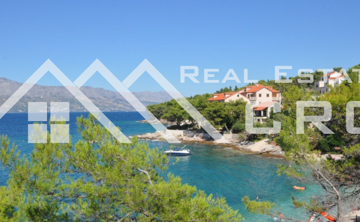 Brac properties - One-bedroom waterfront apartment for sale in Postira, island Brac
