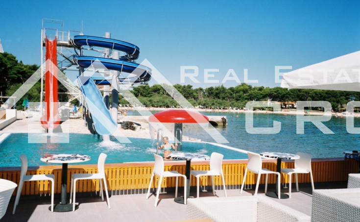 Apartment with sea view for sale, Supetar, Brac (8)