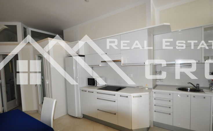 Newbuilt  villa on seafront for sale, Brac  (27)