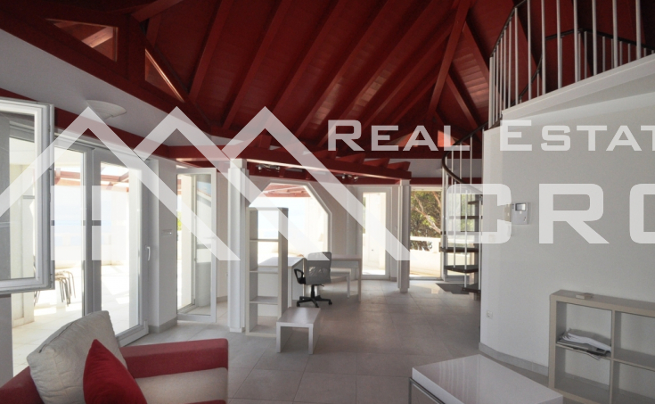 Newbuilt  villa on seafront for sale, Brac  (7)