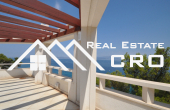 Newbuilt  villa on seafront for sale, Brac  (15)