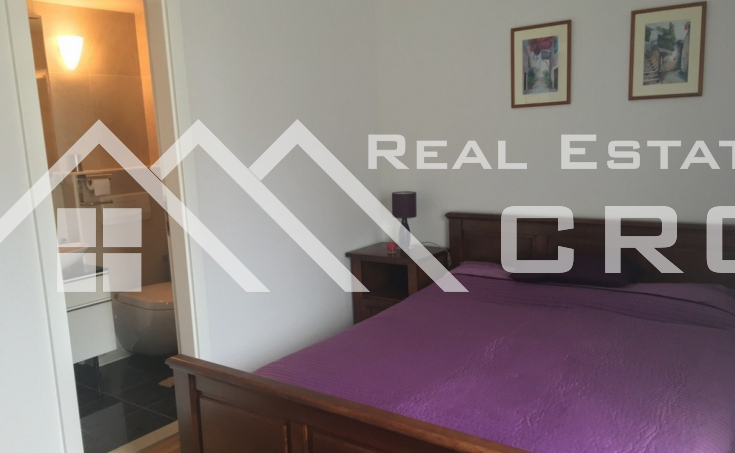 Apartman s otvorenim pogledom na more na Čiovu (4)
