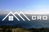 A charming property with lovely sea view in Murvica on Brac (5)