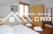 Newly built apartments with lovely sea view in Bol, Brac (4)