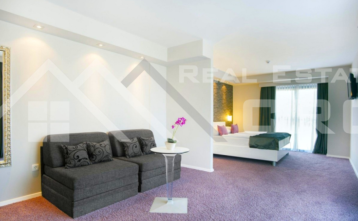 Luxury boutique hotel in the second row from the sea, near Rogoznica, for sale (1)