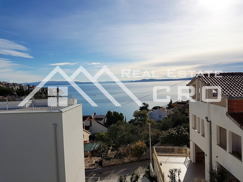 Ciovo properties Twostorey apartment with an amazing sea view on