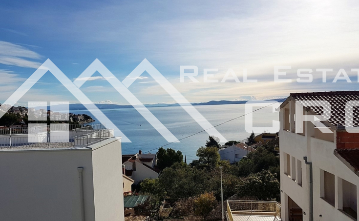 Two-storey apartment with an amazing sea view on Ciovo Island, for sale (4)