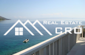 Apartment villa in the first row to the sea for sale, Ciovo Island (4)