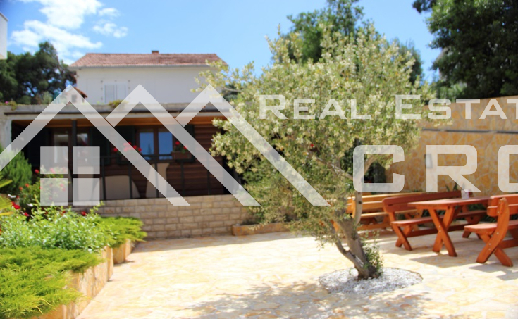 Apartment villa with sea view on Ciovo Island, for sale (3)