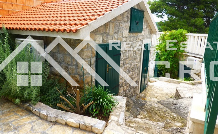 Detached house on an extremely atrractive location, for sale, Splitska, Brac island (7)