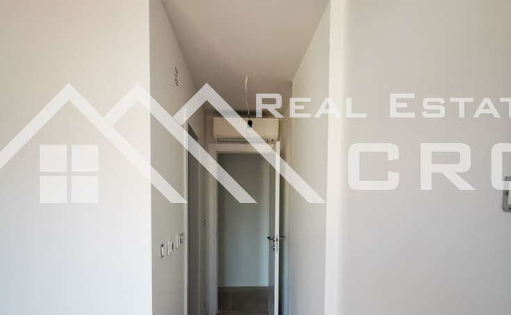 Penthouse in the first row to the sea for sale, Ciovo Island (13)