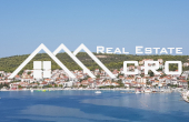 Penthouse in the first row to the sea for sale, Ciovo Island (8)