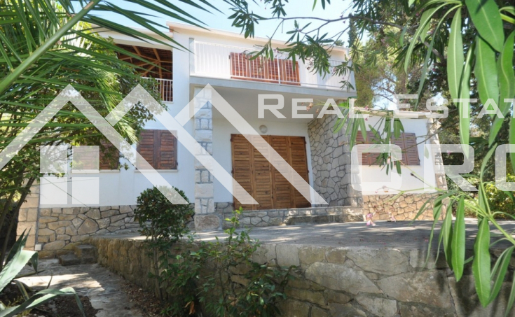 Seaview house for sale in nice location in Postira, Brac  (2)