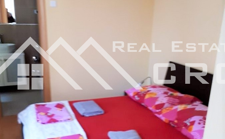 Villa with a roof terrace in a quiet location with a beautiful sea view, for sale