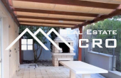 Villa with a roof terrace in a quiet location with a beautiful sea view, for sale (1)