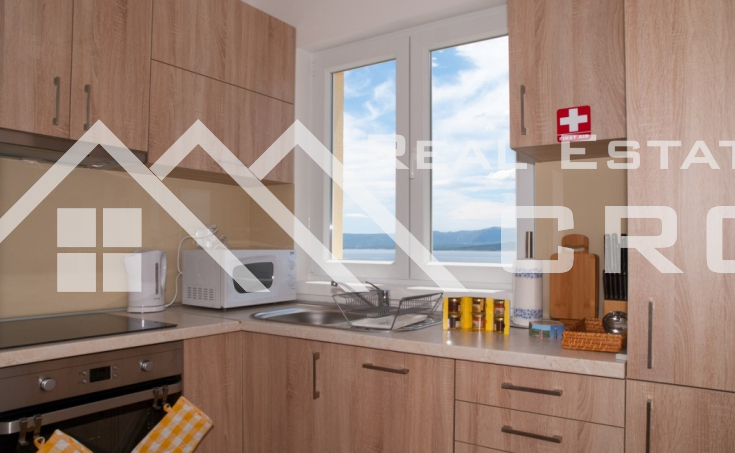 Apartment with breathtaking sea view in Bol, Brac Island, for sale (3)