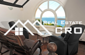 Magnificent stone villa with swimming pool and sea view on Brac Island, for sale (25)
